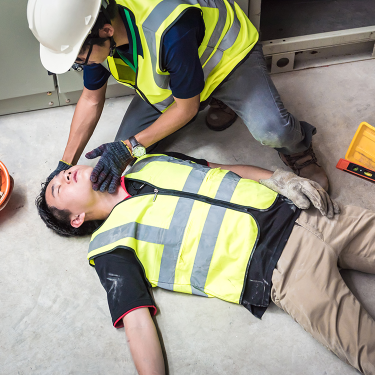 Emergency First Aid at Work Level 3